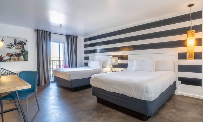 Desert Hot Springs Hotel | Aqua Soleil Hotel & Mineral Water Spa