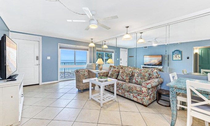 Fort Walton Beach Apartment | Aqua Villa 302