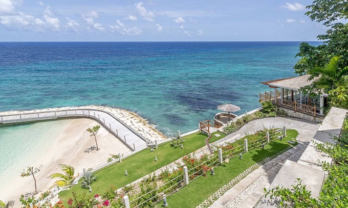 St. Ann's Bay Villa | Aquamarina Private Villa (4BR)