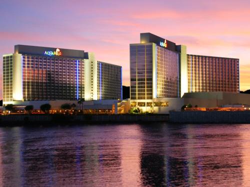 Laughlin Resort | Aquarius Casino Resort