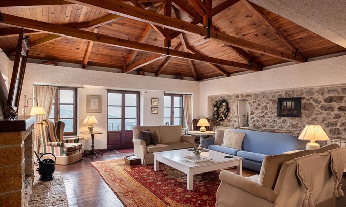 Arachova Apartment | Arachova Wooden Chalet
