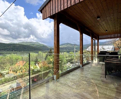 Nagymaros House | Aranyos Házikó
