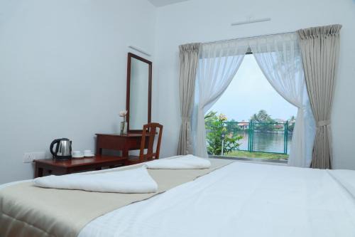 Mankombu Villa | Arayaal Serviced Villa