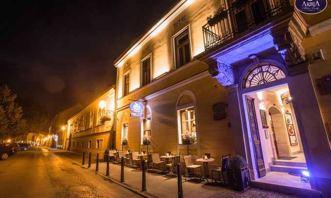 Varazdin Bed & Breakfast | Arbia Dorka Heritage Palace