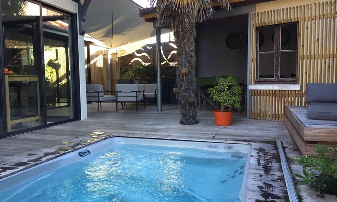 Arcachon House | Arcachon, charming 4 * villa with spa for 8p, near Eyrac beach