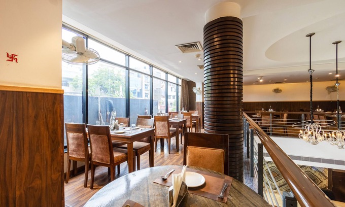 South West Hotel | Arch Plaza - Near Yashobhoomi Convention Centre Dwarka