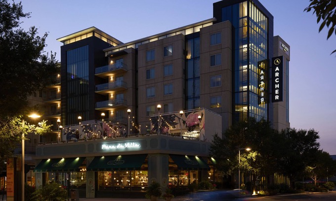 Merrifield Hotel | Archer Hotel Falls Church