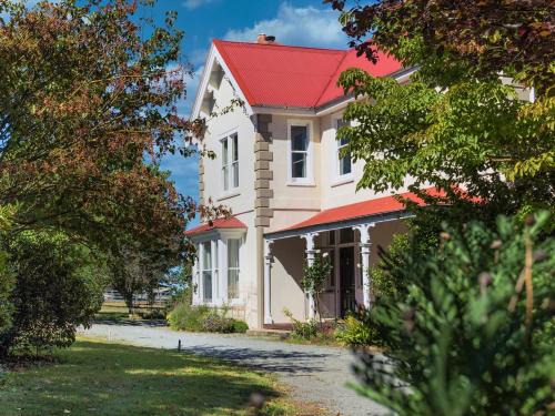 Amberley House | Ardross House