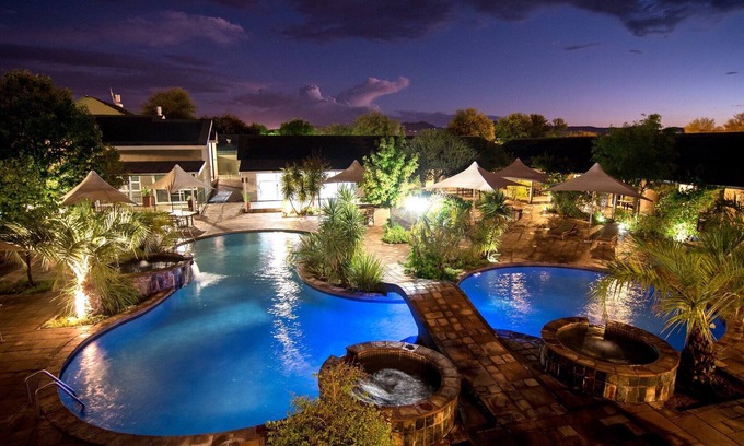 Windhoek Cabin | Arebbusch Travel Lodge
