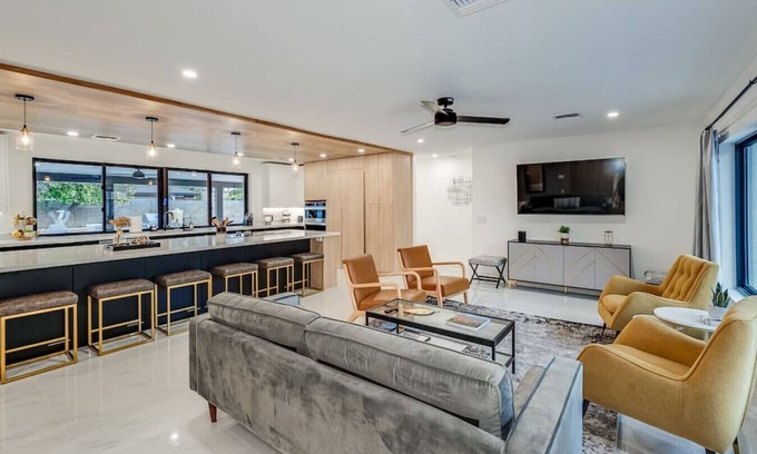 Tempe House | Arizona Paradise | Lux Amenities | Heated Pool Option