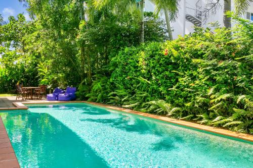 Clifton Beach Apartment | Arlington Apartments