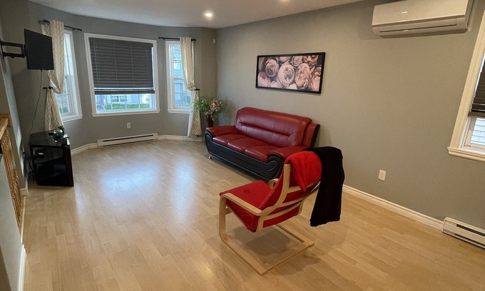 Halifax House | Armdale Urban Lodge, Dine & Stay