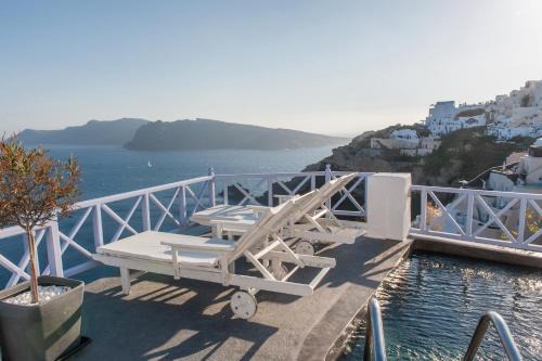 Oia Hotel | Armeni Village