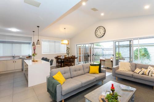 Armidale House | Armidale Cottage on Barney - House 1