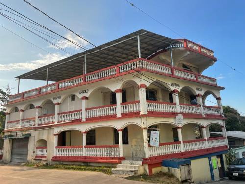 San Ignacio House | Arnold's Guest House