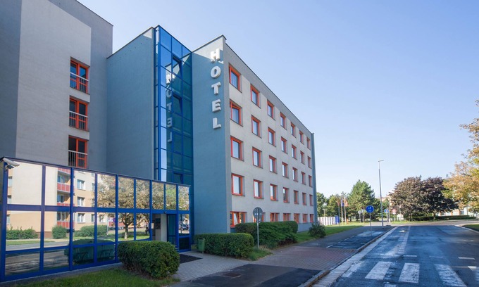 Pardubice Hotel | Arnost