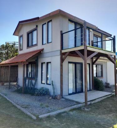 Sauce de Portezuelo Cabin | Aroma de mar casas en alquiler vacacional con hermosa piscina