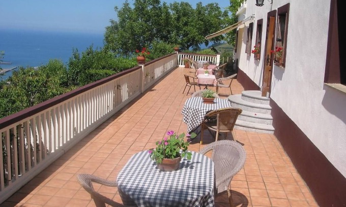 Deba Apartment | Arriola Txiki Apartment - Andutz
