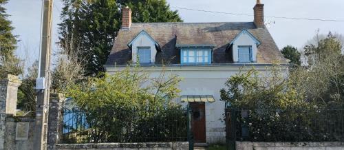 Pontlevoy House | Art Cottage