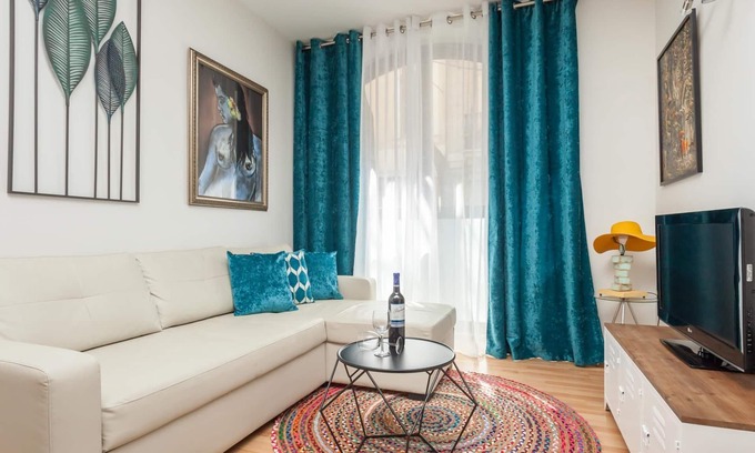 La Sagrada Familia Apartment | ART HOUSE SAGRADA FAMILIA II