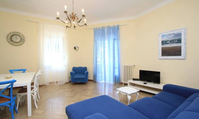 Levanto Villa | Art Nouveau style villa facing the sea directly on the beach in Levanto.