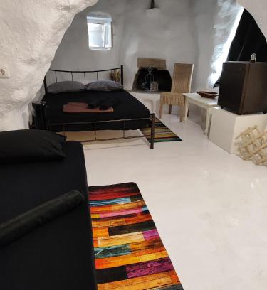 Paraga Cabin | Artemis cottage