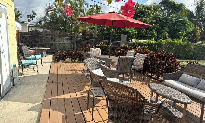 Lake Worth House | Artist Beach Retreat