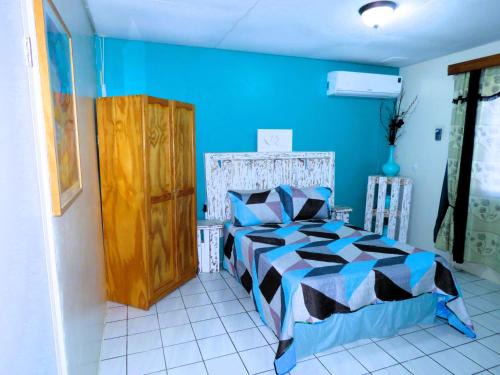 Seru Mahuma Apartment | Artist Room Curaçao