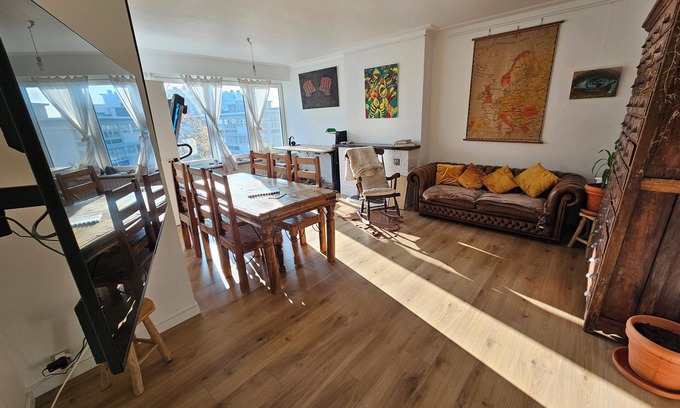 Groenenhoek Apartment | Artist Studio El – Your Cozy Retreat in the Green Corner of Antwerp