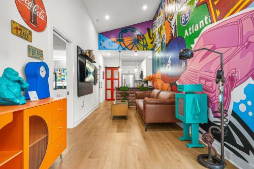 Union City House | Artistic Retreat 10 min to Airport & Near Downtown