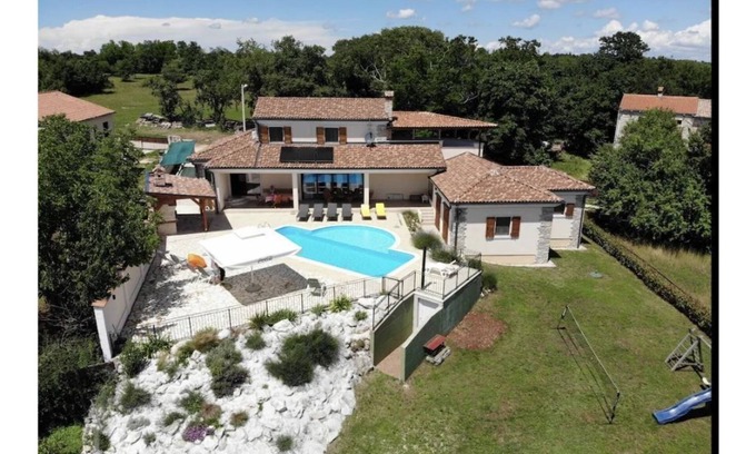 Podgorje House | Arton villa with heated pool in the heart of green Istria