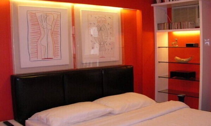 Las Pinas Condo | Artsy 2BR ResortSUITE21+WiFi+Kitch, ALABANG nrMall