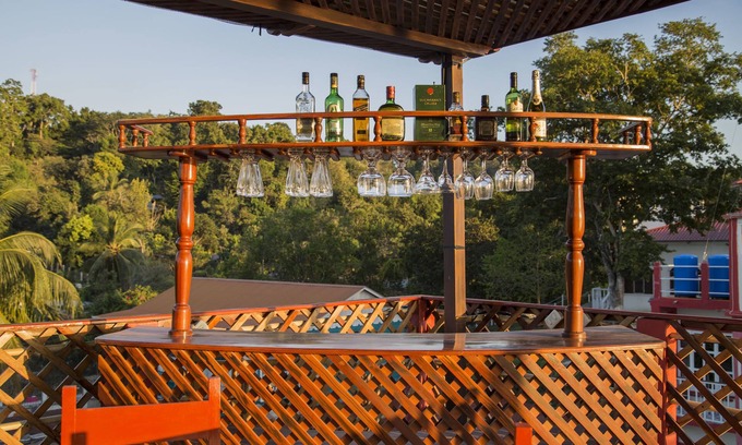 El Remate Hotel | Aruma Hotel