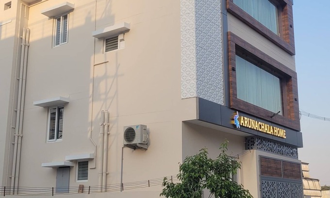 Tiruvannamalai Cabin | Arunachala Home