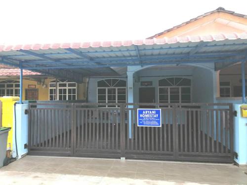 Alor Gajah Ski Chalet | Aryani Homestay