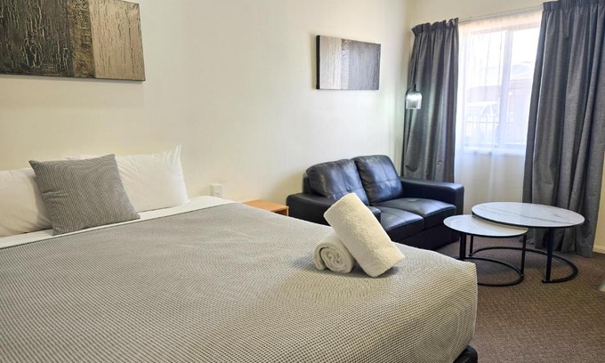 Kingaroy Hotel | Ascot Lodge Motor Inn