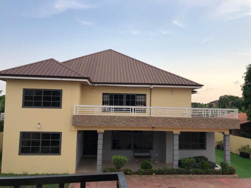 Kwabenyan Cabin | Aseda Lodge Gh