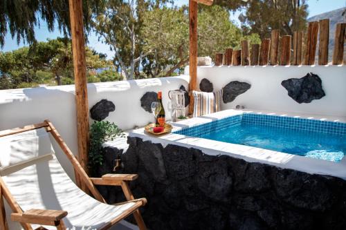 Kamari Villa | Asera Suites - Prive jacuzzi