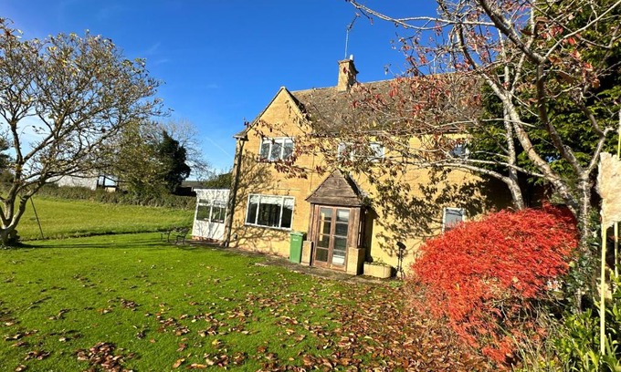 Upper Oddington House | Ashleigh - Ash Farm Cotswolds