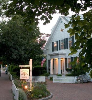 Edgartown Hotel | Ashley Inn