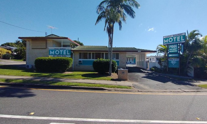 Aspley Hotel | Aspley Sunset Motel
