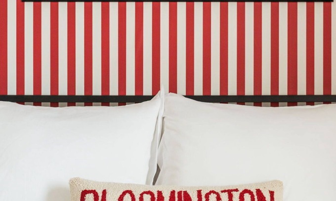 Bloomington House | Assembly Hall Hideaway - Walk to Stadiums!