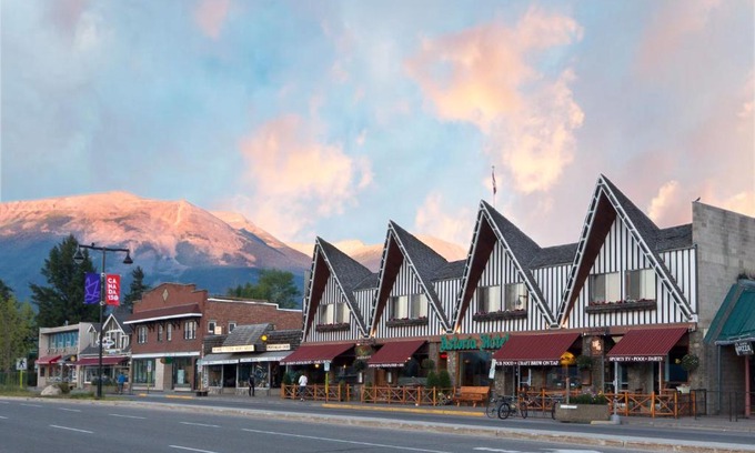 Jasper Hotel | Astoria Hotel