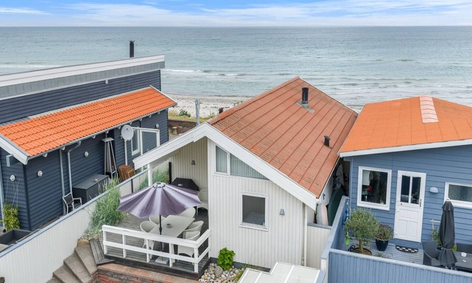 Hasmark Strand House | "Aswith" - 5m from the sea by Interhome