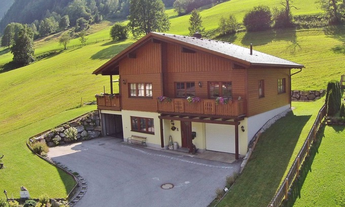 Fusch an der Grossglocknerstrasse Ski Chalet | Luxury chalet in Fusch an der Grossglocknerstrasse / Salzburgerland with sauna