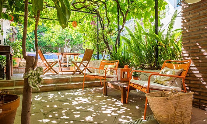 Rincon de la Victoria Bed & Breakfast | At Home Malaga Stay & Solo Travellers