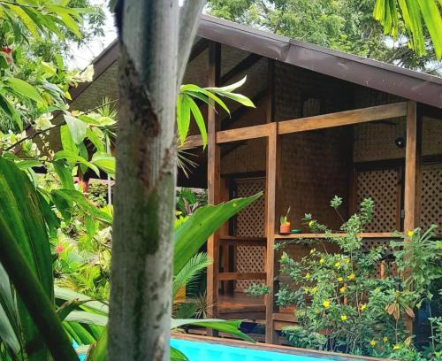 Puerto Princesa City Centre Bed & Breakfast | At Home