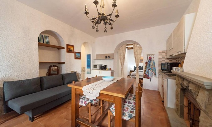 San Piero in Campo Apartment | At the Bell Tower in San Piero