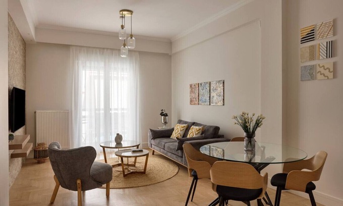 Ilisia Apartment | Athens Glow 2bd Apt in Ilisia