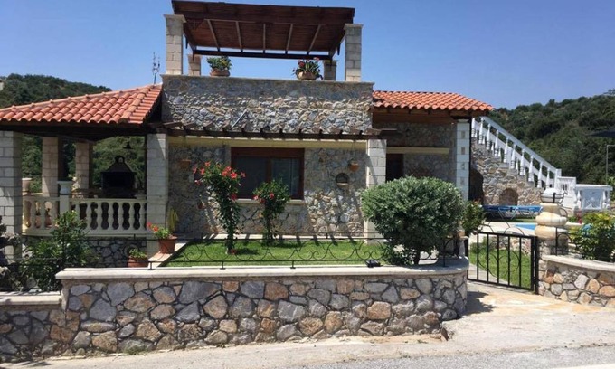 Exopoli House | Athina Homes